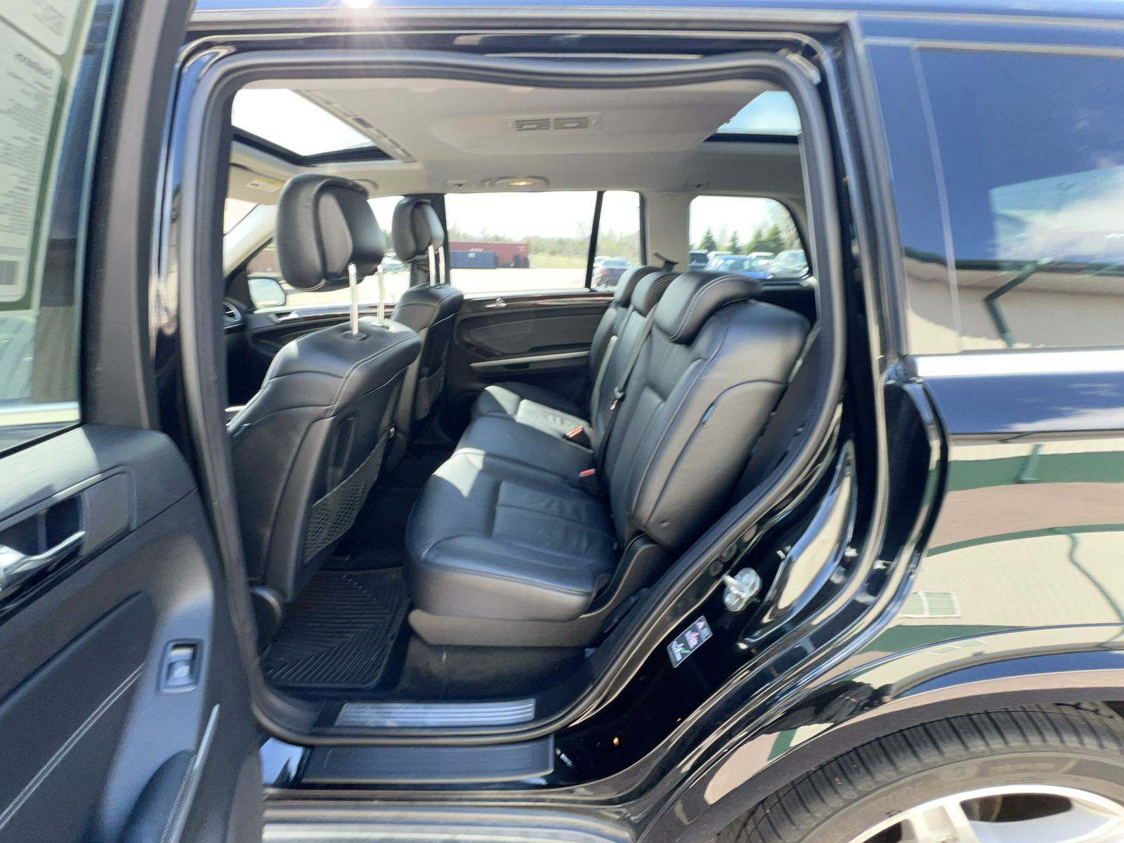 2010 Mercedes-Benz GL-Class GL 550 AWD