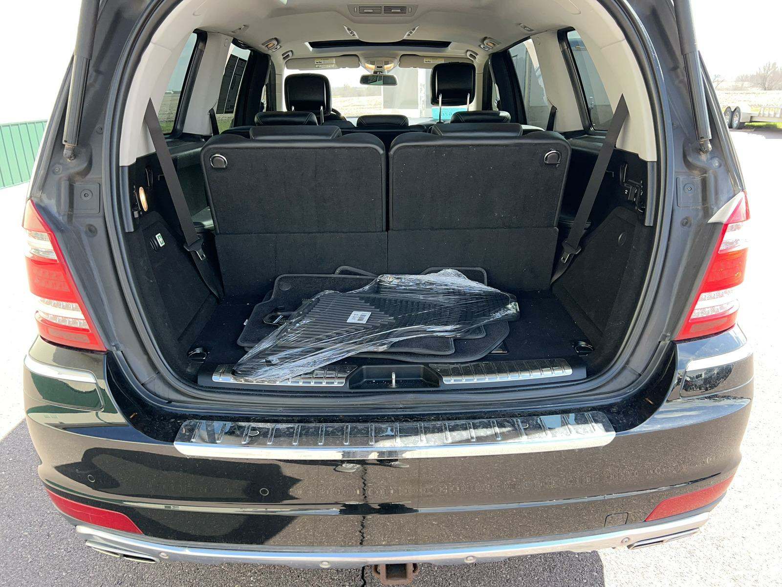 2010 Mercedes-Benz GL-Class GL 550 AWD