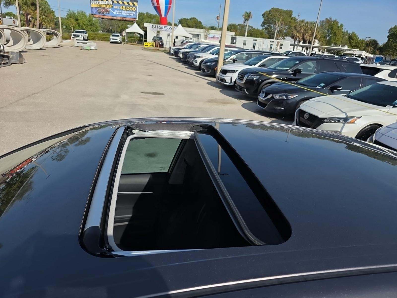 2024 Toyota Camry SE FWD