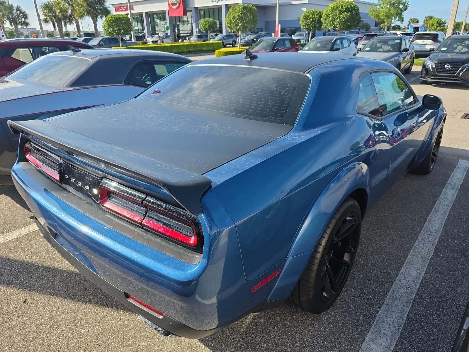 2023 Dodge Challenger R/T Scat Pack Widebody RWD