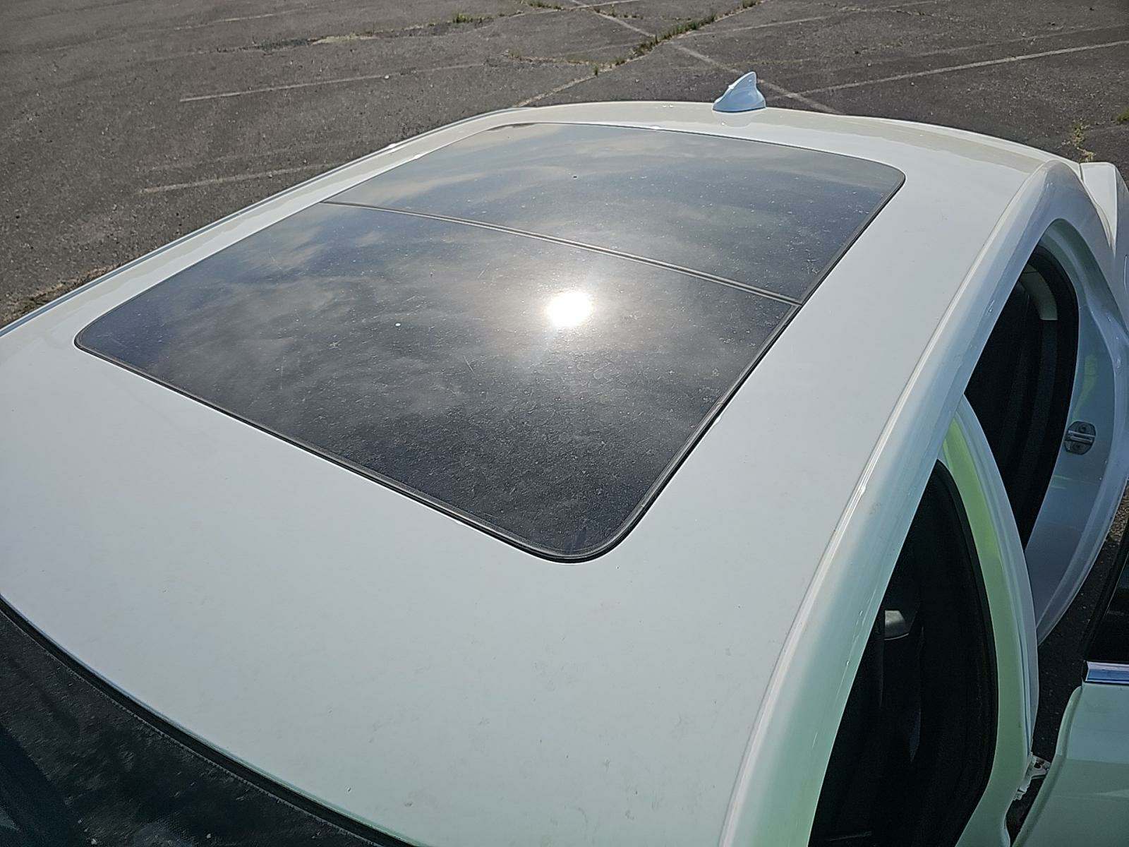 2018 Chrysler 300 Limited RWD