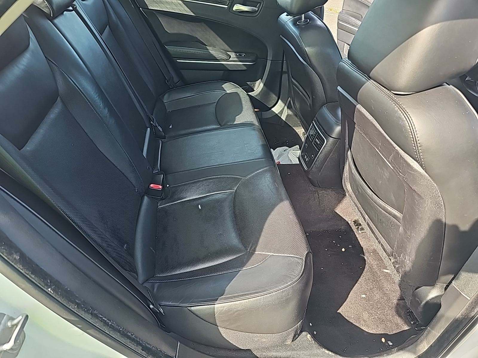 2018 Chrysler 300 Limited RWD