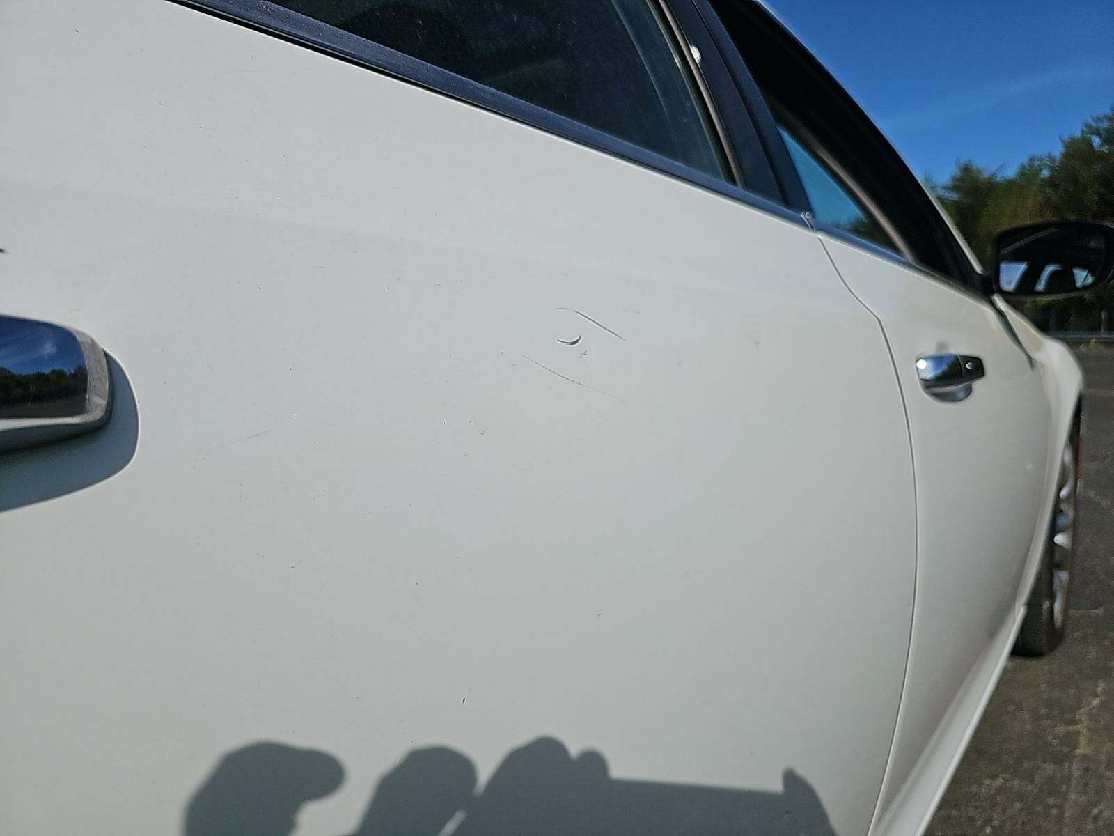 2018 Chrysler 300 Limited RWD