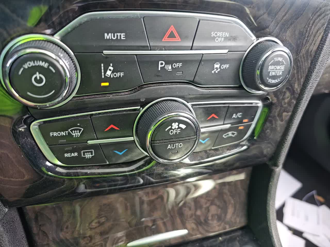 2018 Chrysler 300 Limited RWD