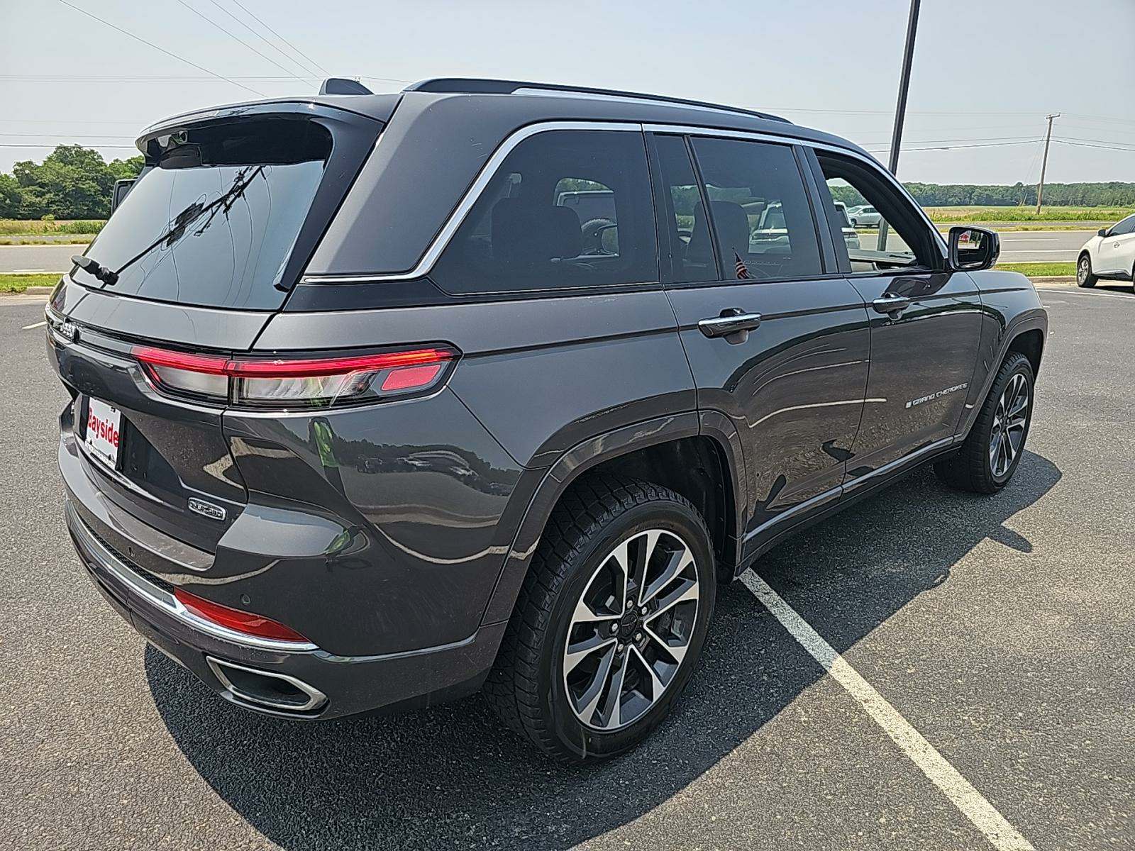 2022 Jeep Grand Cherokee Overland AWD