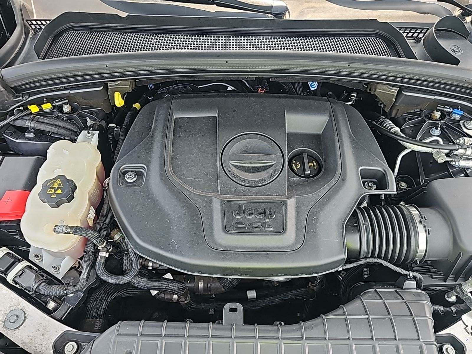 2022 Jeep Grand Cherokee Overland AWD