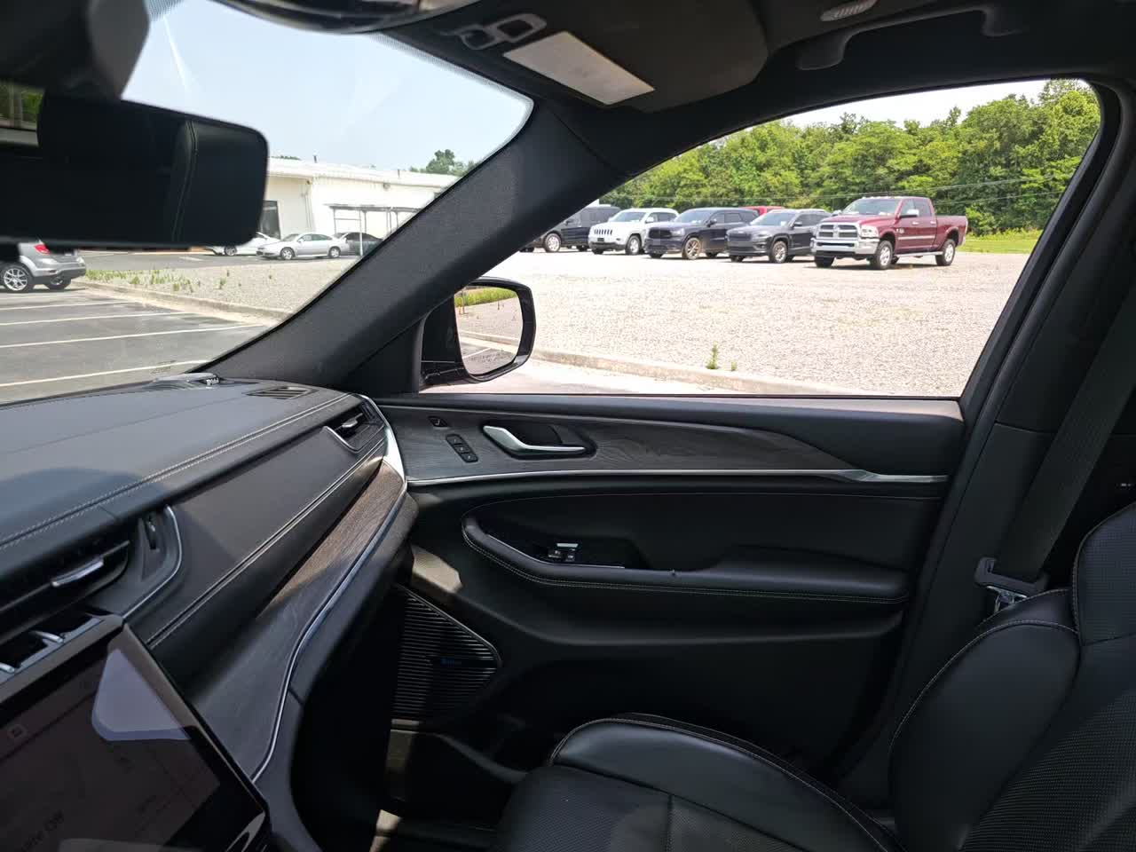 2022 Jeep Grand Cherokee Overland AWD