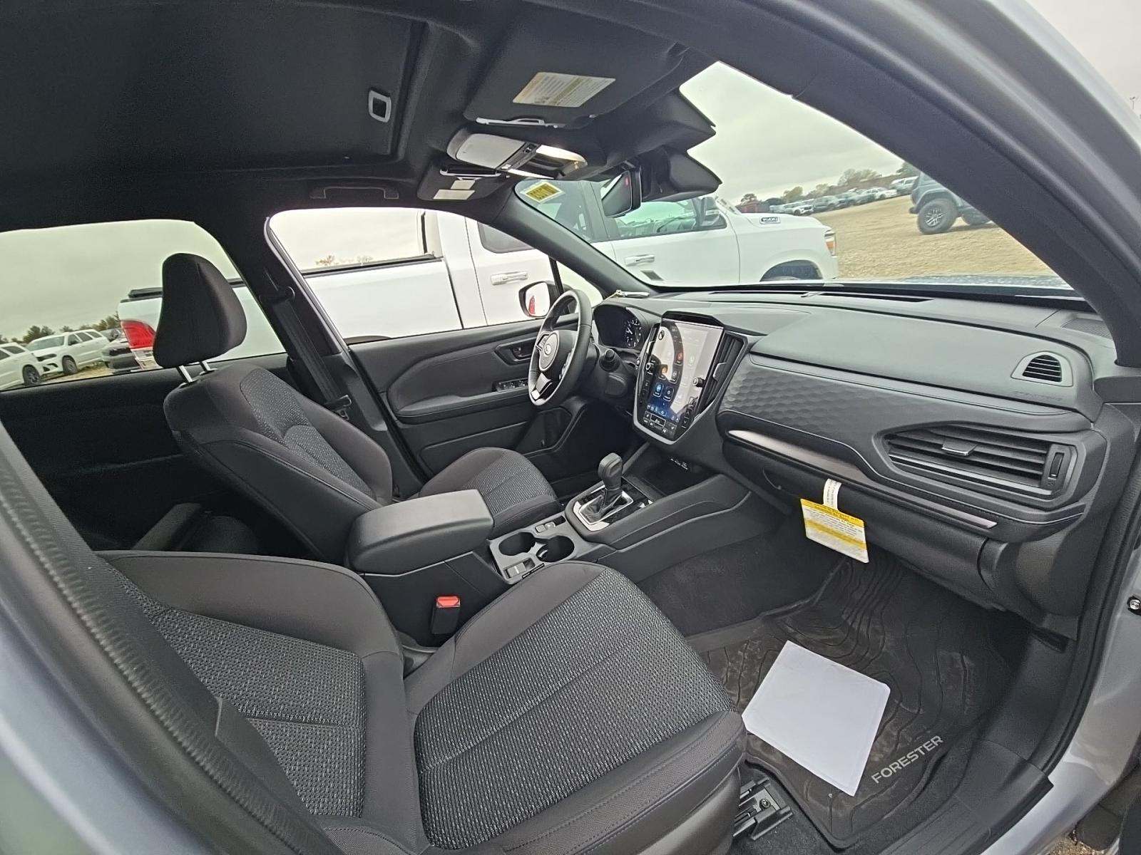 2025 Subaru Forester Premium AWD