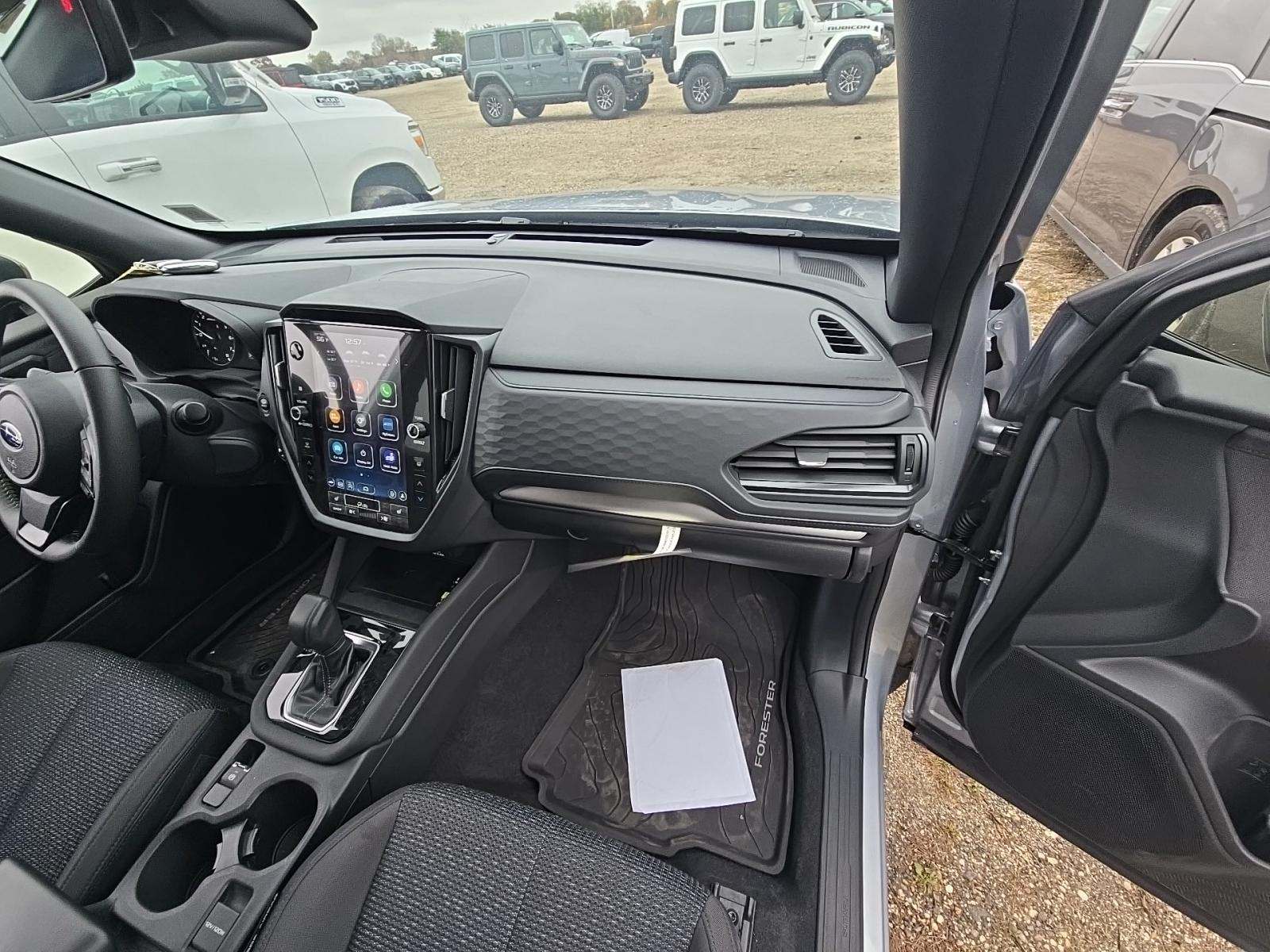 2025 Subaru Forester Premium AWD