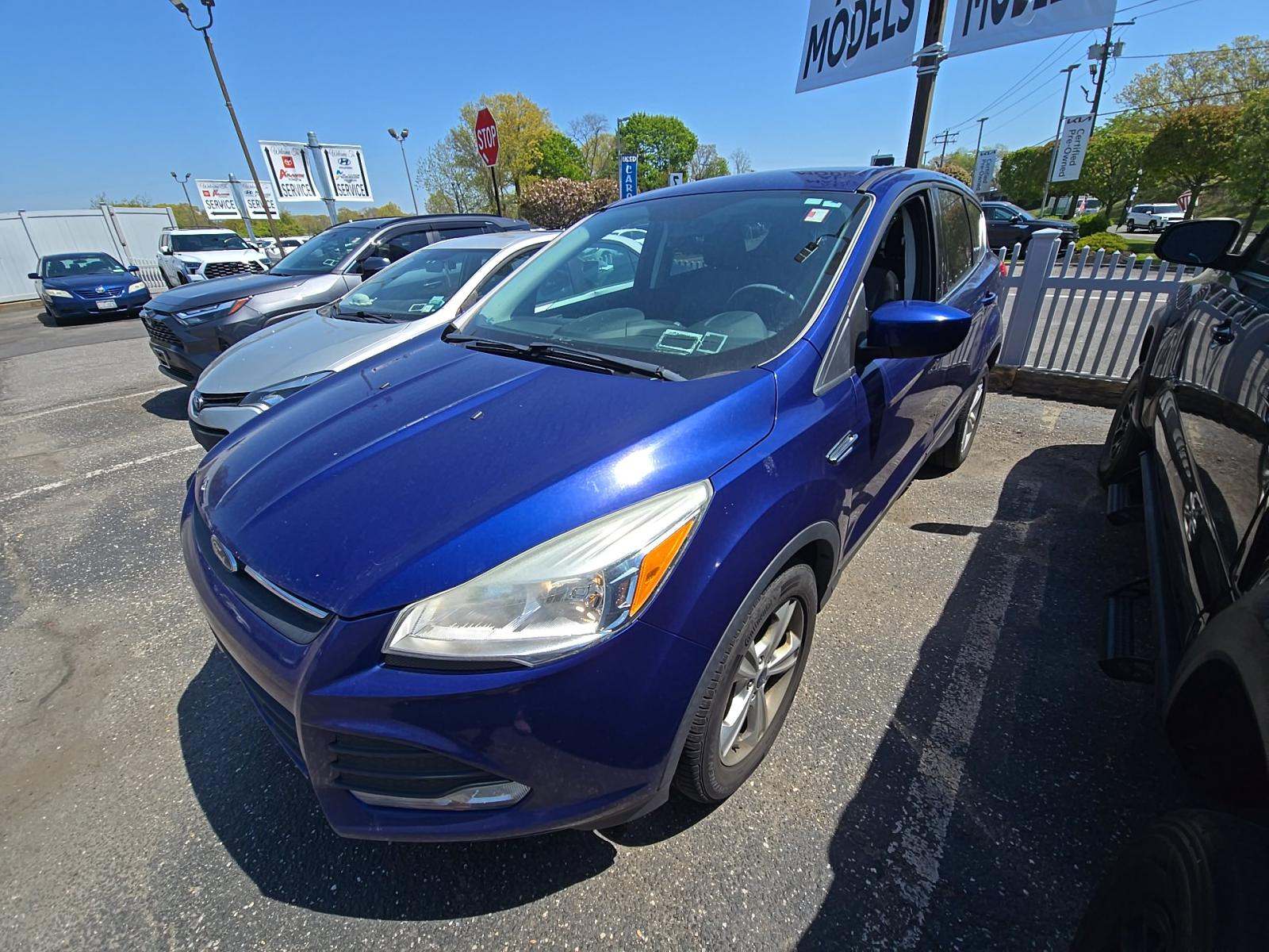 FORD ESCAPE - 1