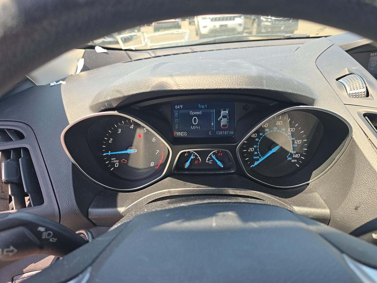 FORD ESCAPE - 9