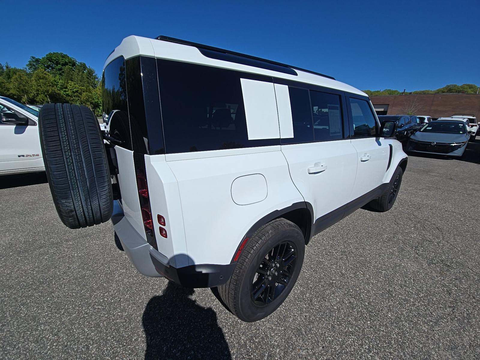 2025 Land Rover Defender 110 S AWD