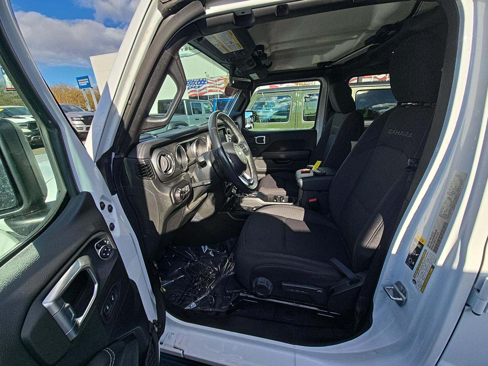 2022 Jeep Wrangler Unlimited Sahara AWD