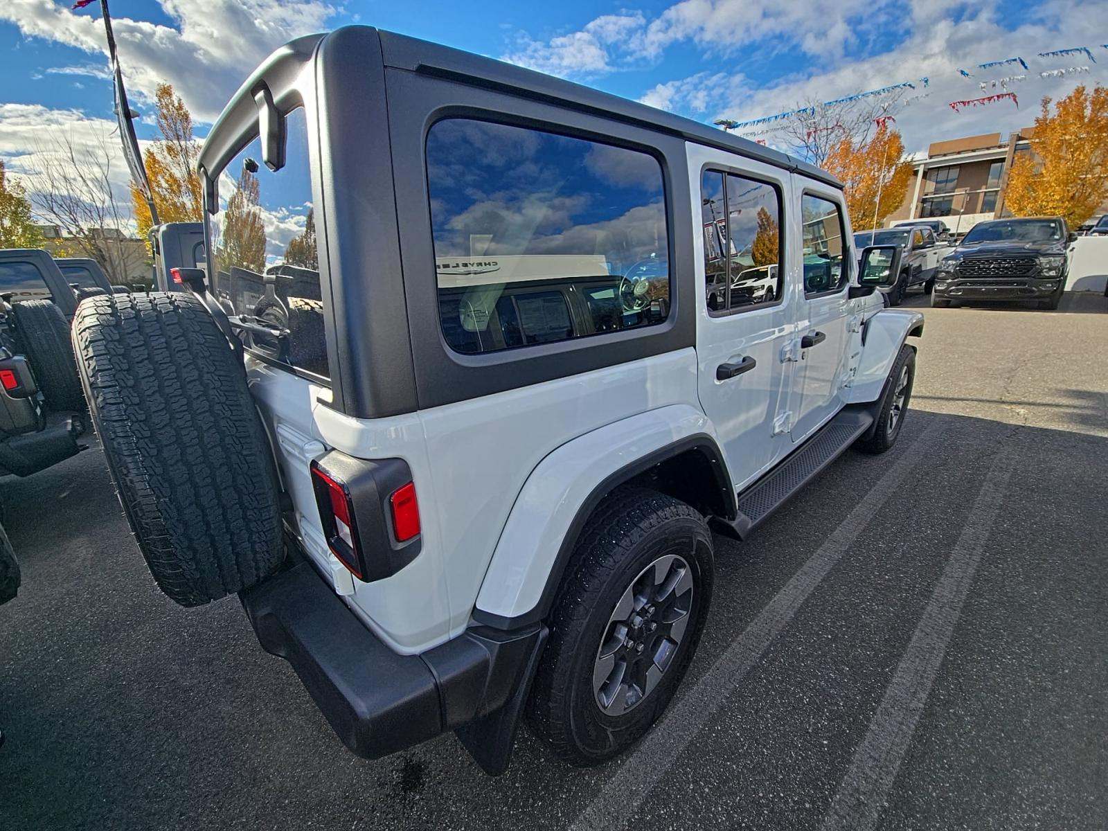 2022 Jeep Wrangler Unlimited Sahara AWD