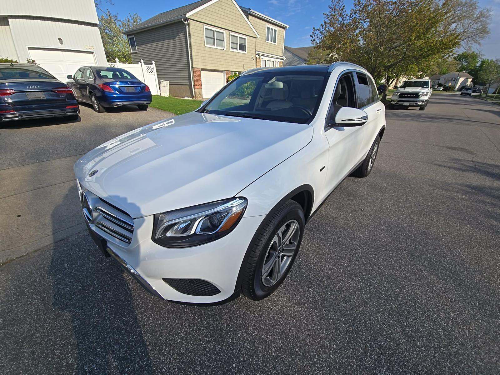 MERCEDES-BENZ GLC - 1