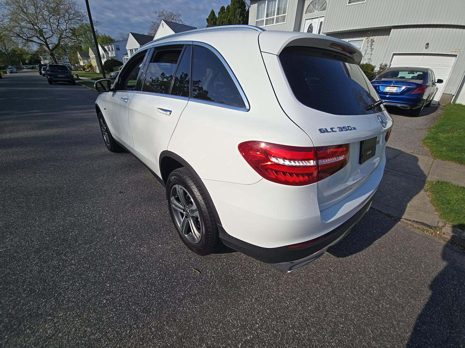 MERCEDES-BENZ GLC - 2