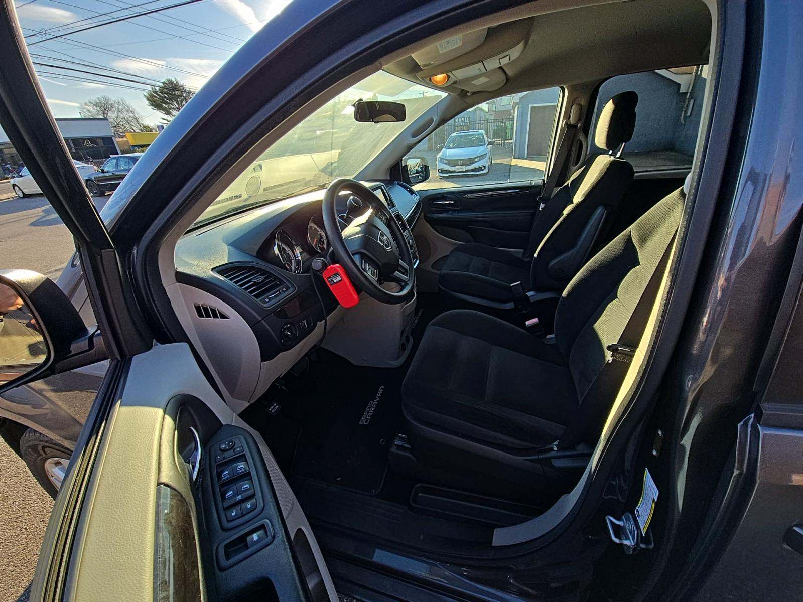 2018 Dodge Grand Caravan SE FWD