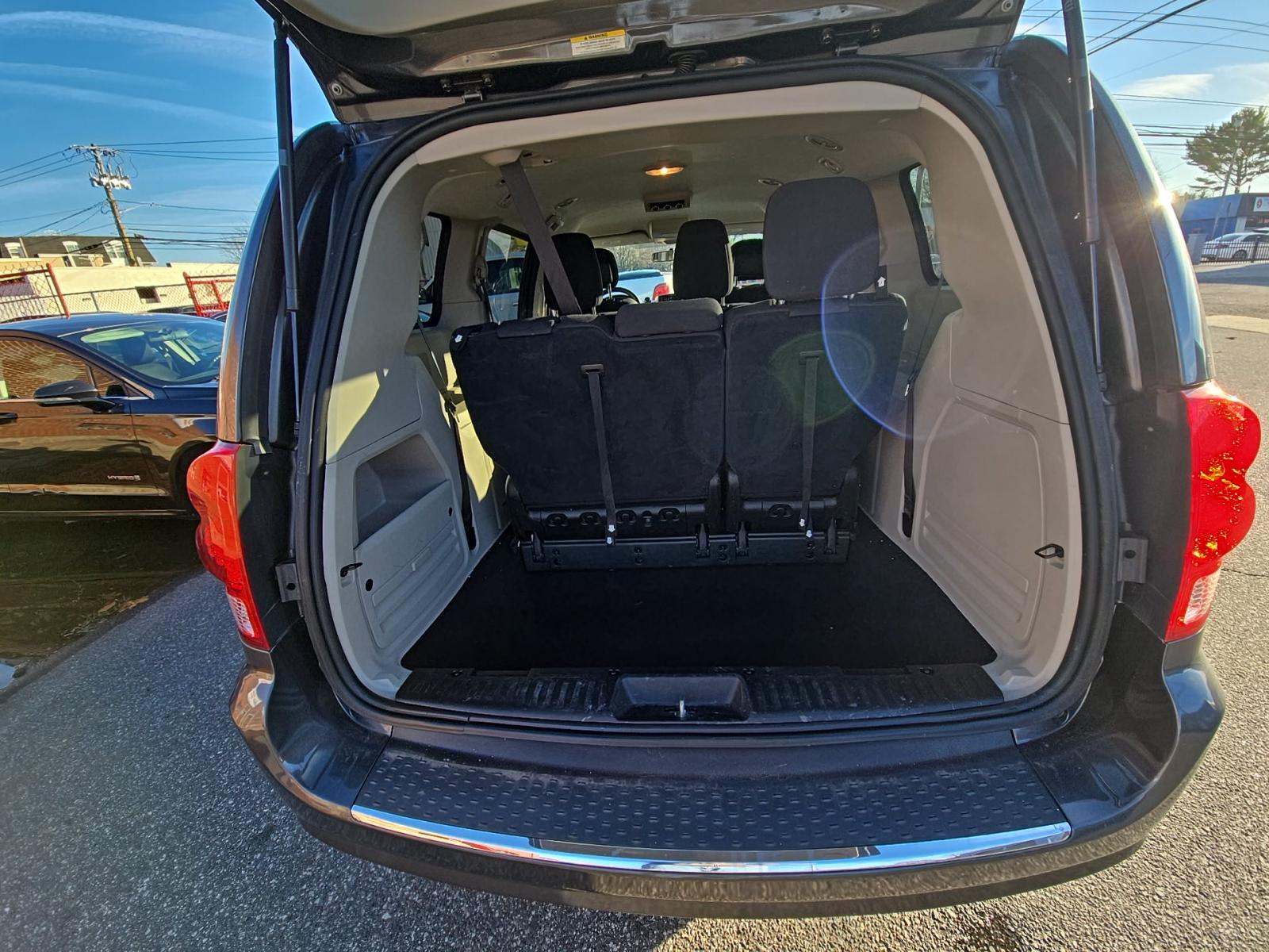 2018 Dodge Grand Caravan SE FWD