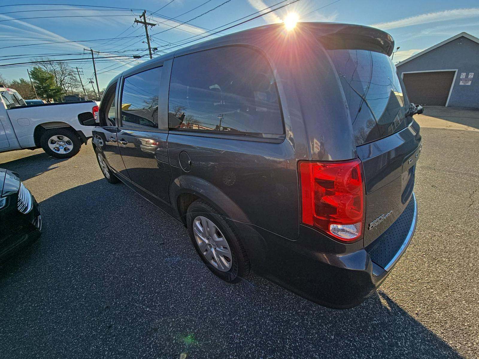 2018 Dodge Grand Caravan SE FWD