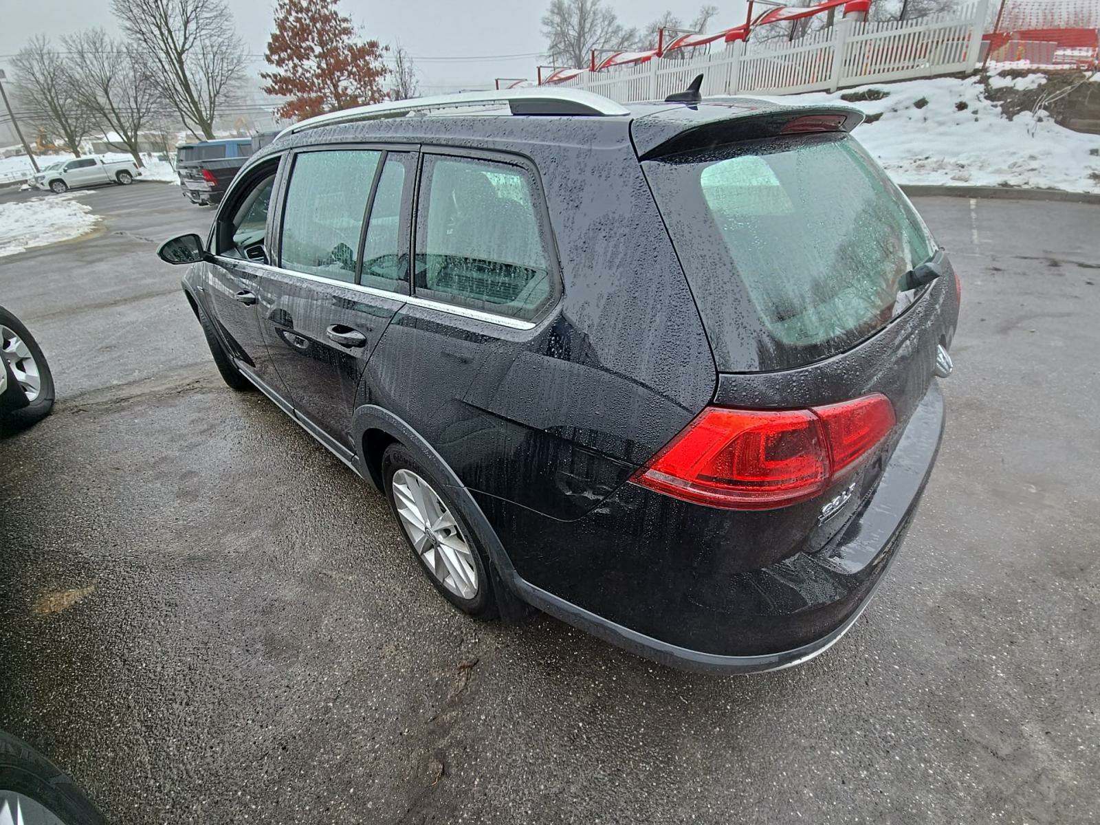 2017 Volkswagen Golf Alltrack 1.8T S AWD