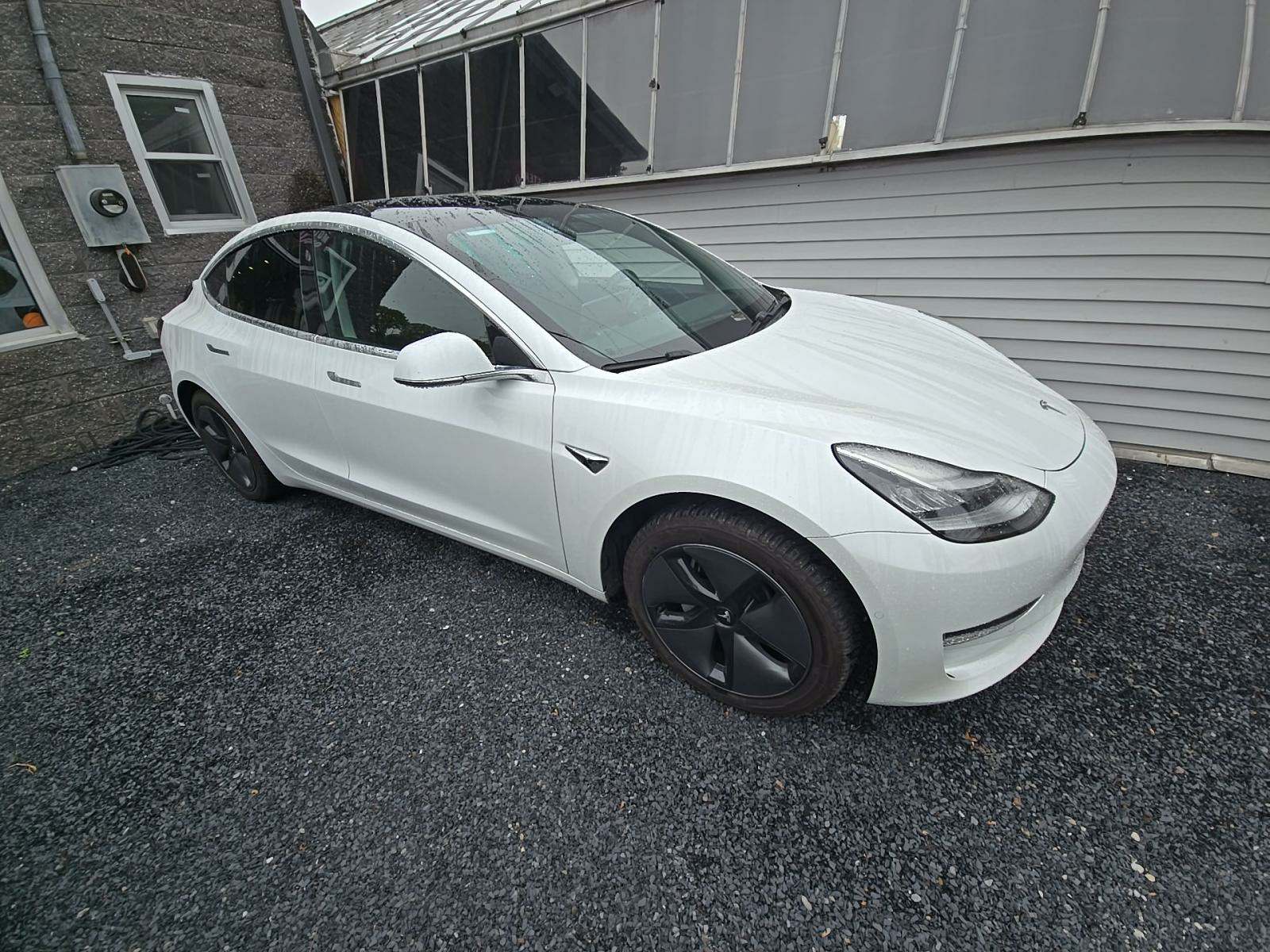 2020 Tesla Model 3 Standard Range Plus RWD