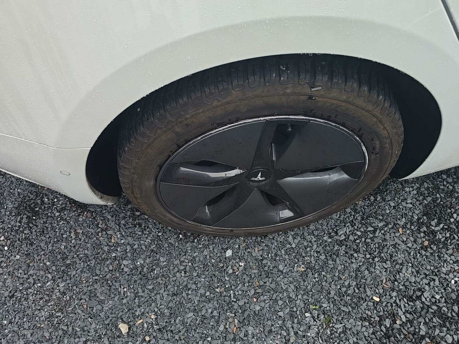 2020 Tesla Model 3 Standard Range Plus RWD