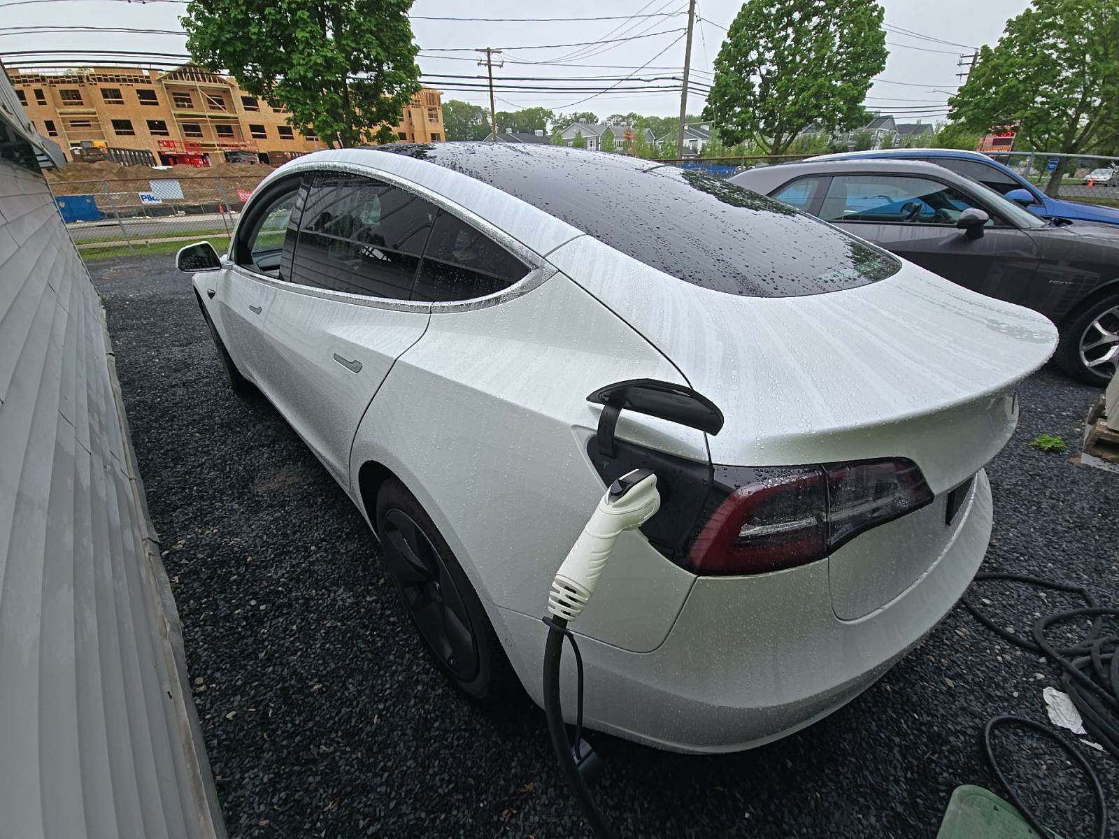 2020 Tesla Model 3 Standard Range Plus RWD