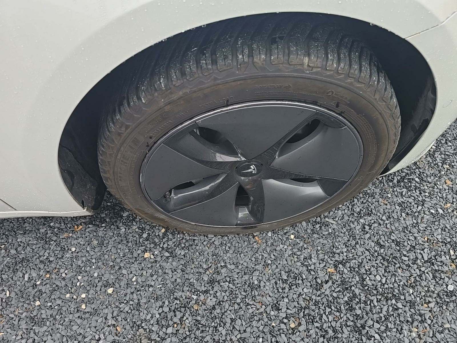 2020 Tesla Model 3 Standard Range Plus RWD