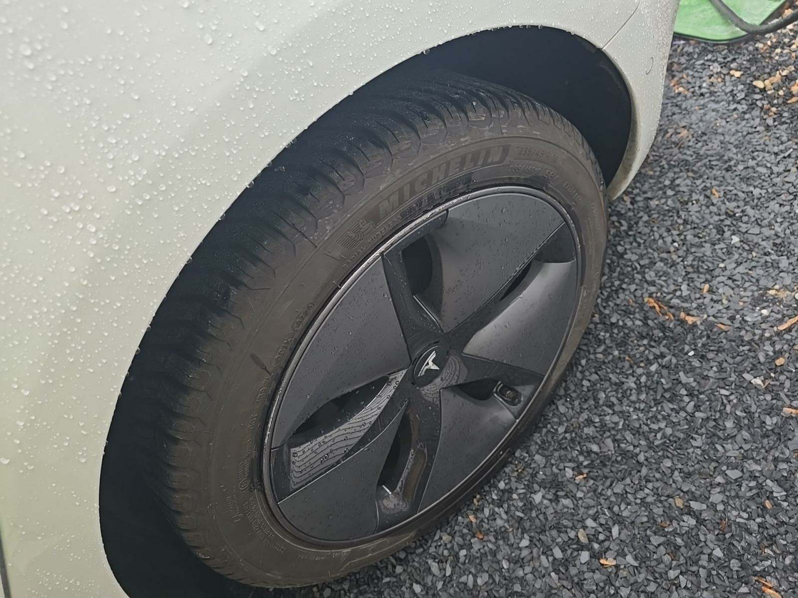 2020 Tesla Model 3 Standard Range Plus RWD