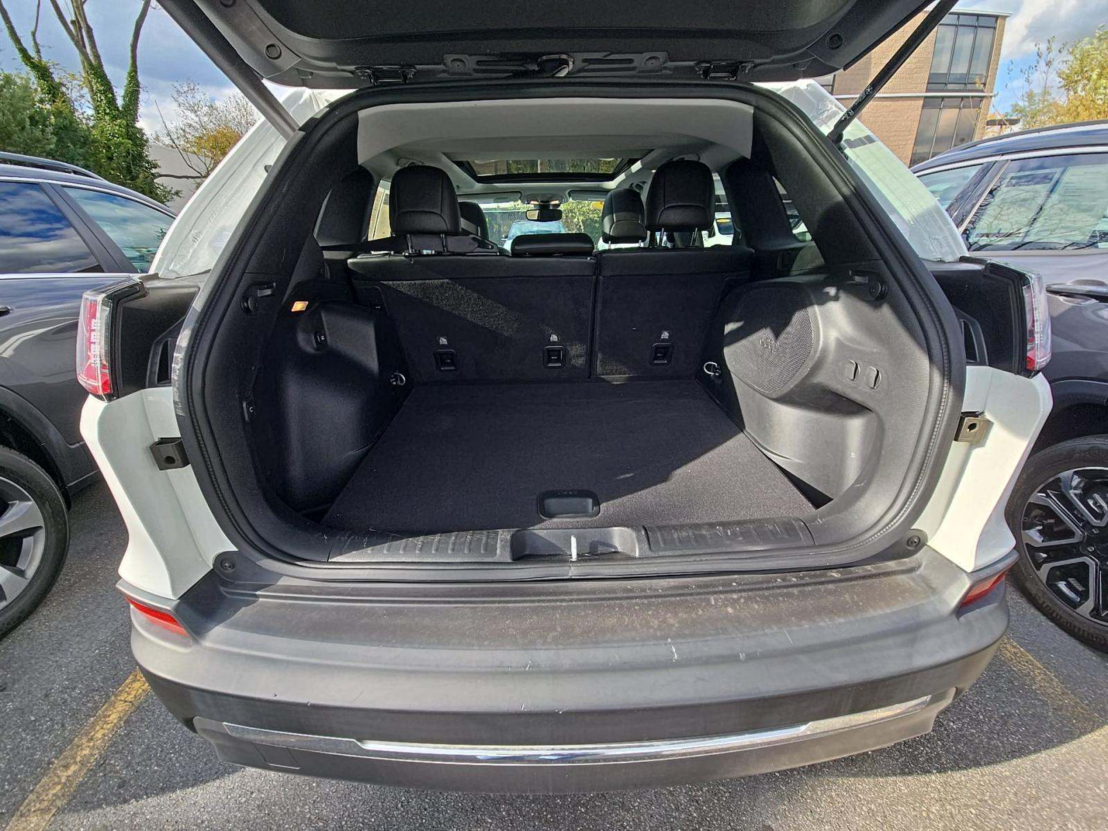 2022 Jeep Cherokee Limited AWD