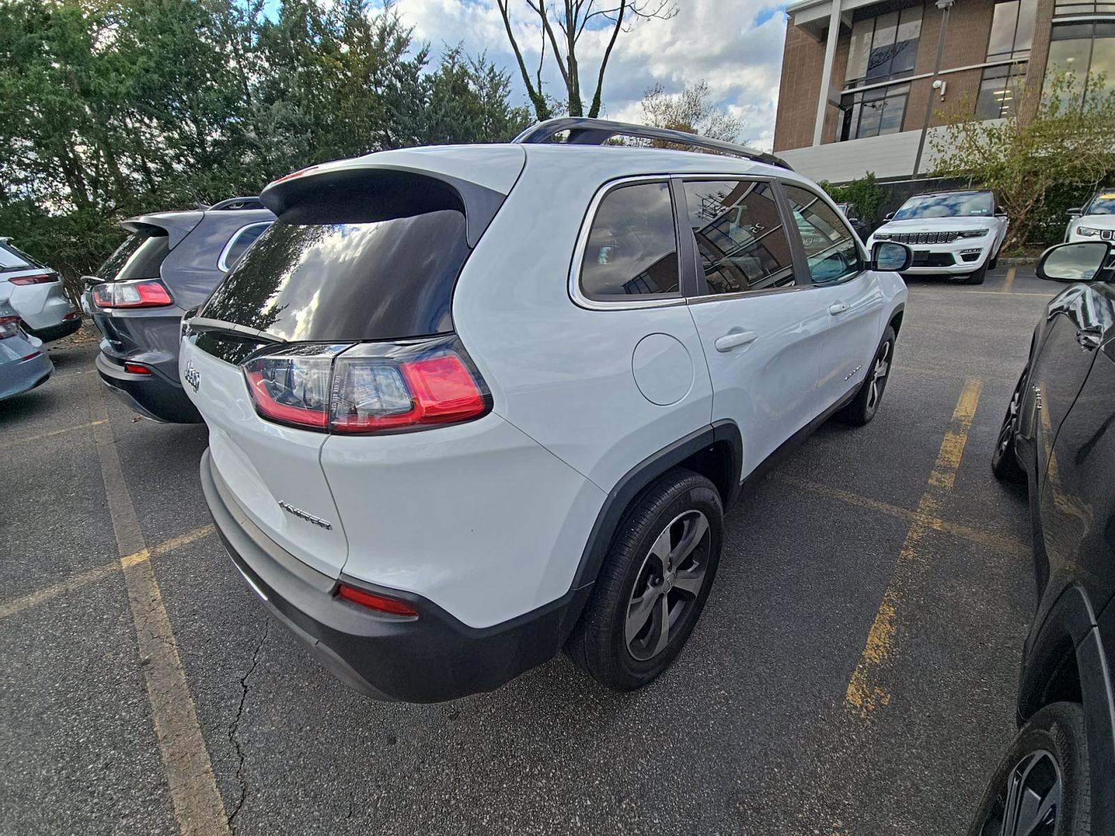 2022 Jeep Cherokee Limited AWD