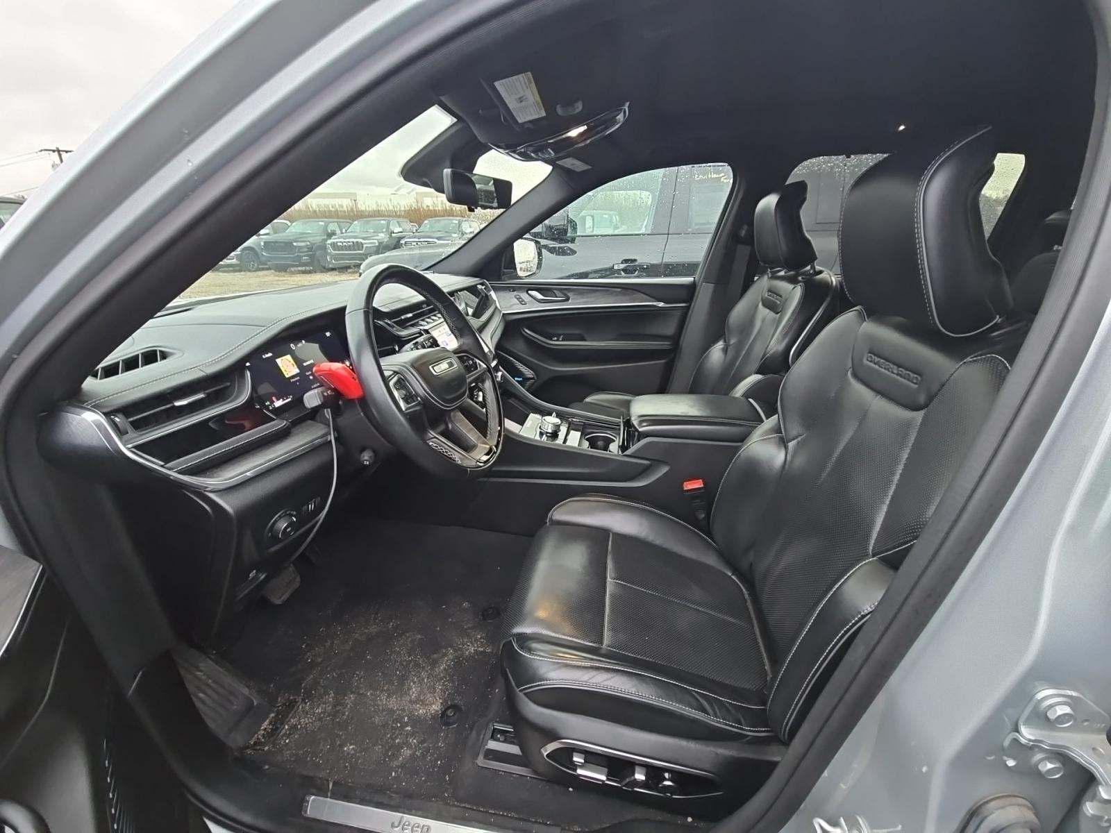 2023 Jeep Grand Cherokee Overland AWD