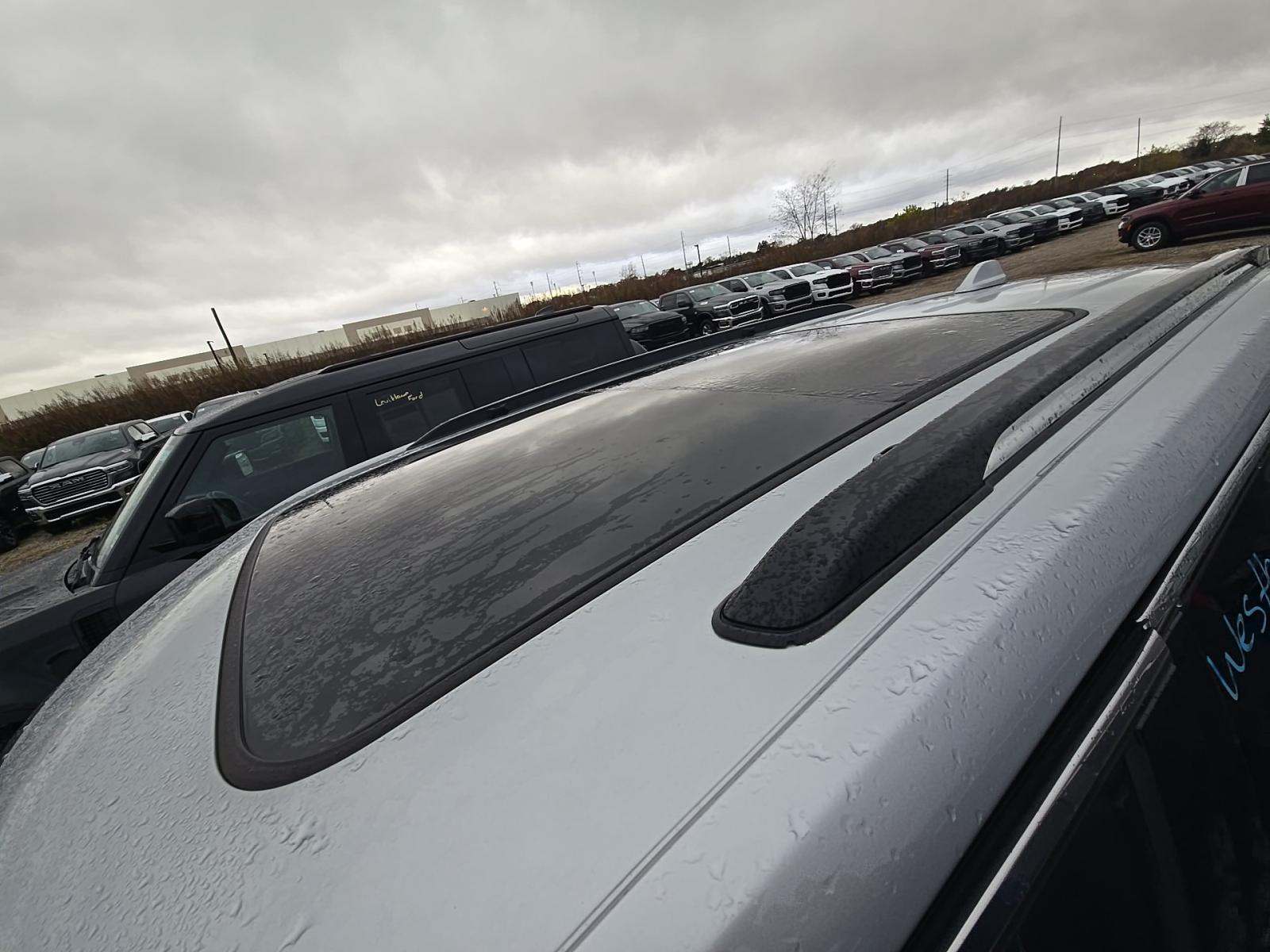 2023 Jeep Grand Cherokee Overland AWD