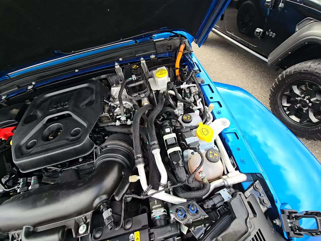 2024 Jeep Wrangler 4xe Sahara AWD