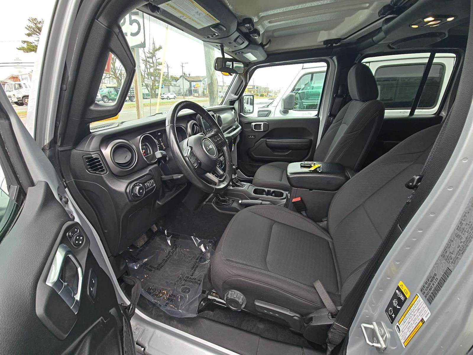 JEEP UNLIMITED SPORT S EDITION - 6