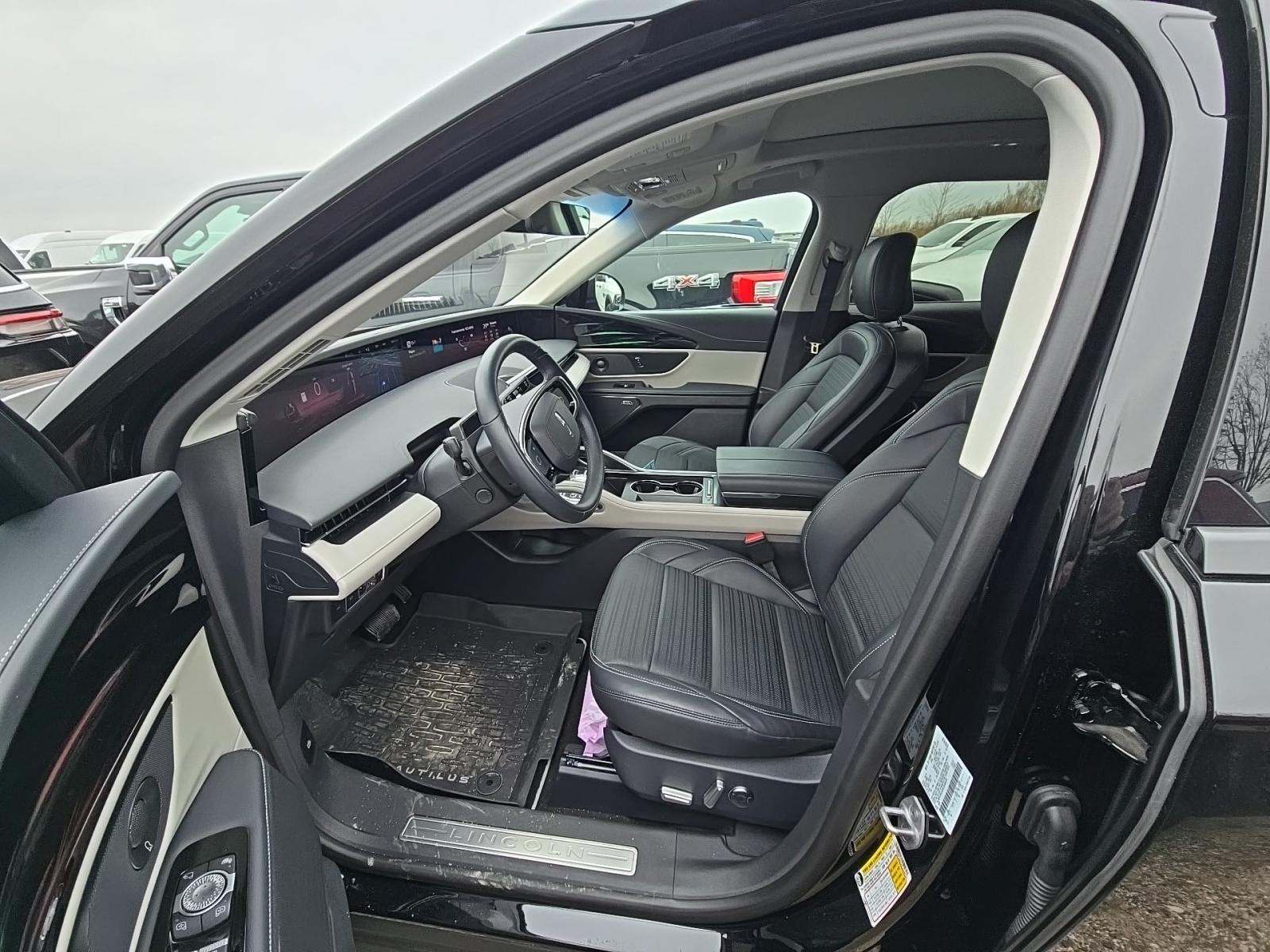 2024 Lincoln Nautilus Reserve AWD