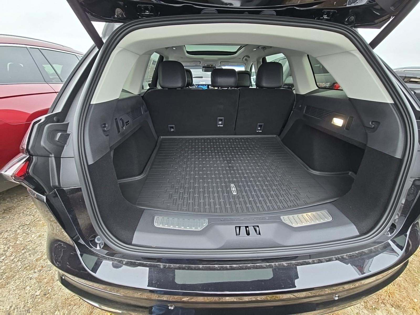 2024 Lincoln Nautilus Reserve AWD