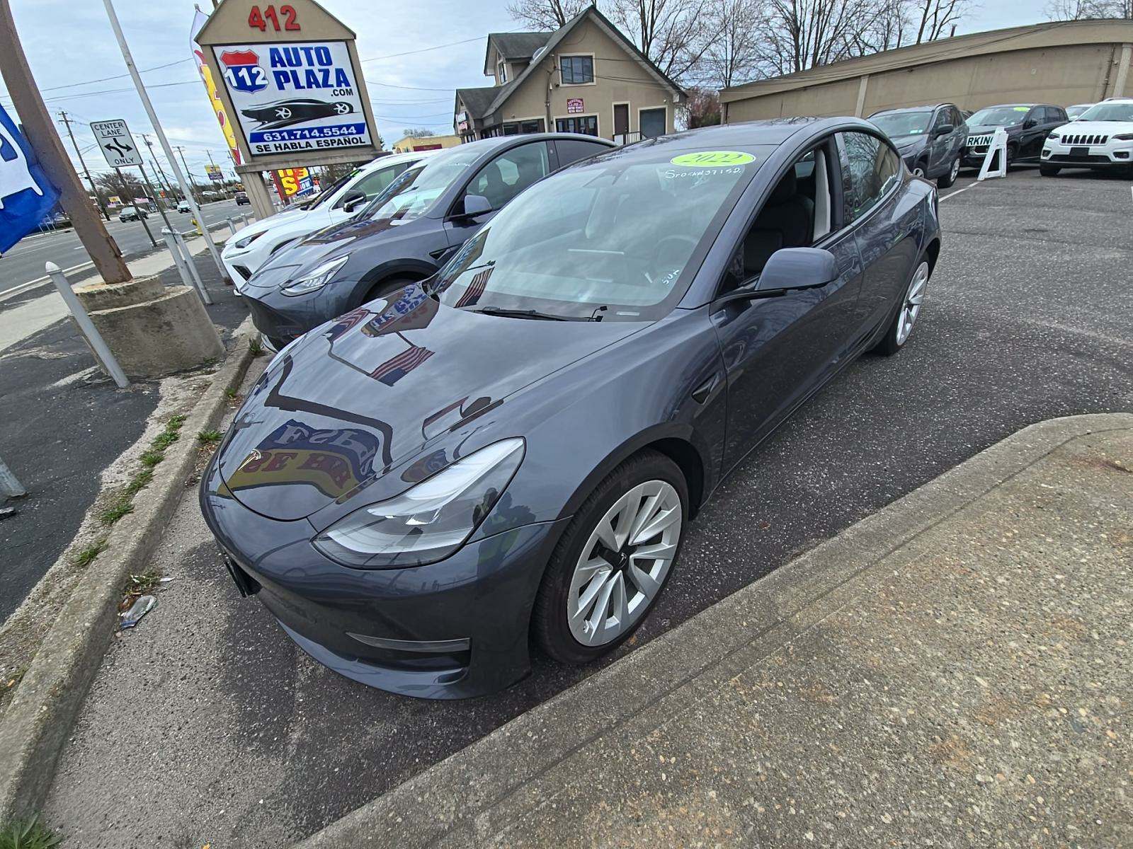 2022 Tesla Model 3 Standard Range RWD