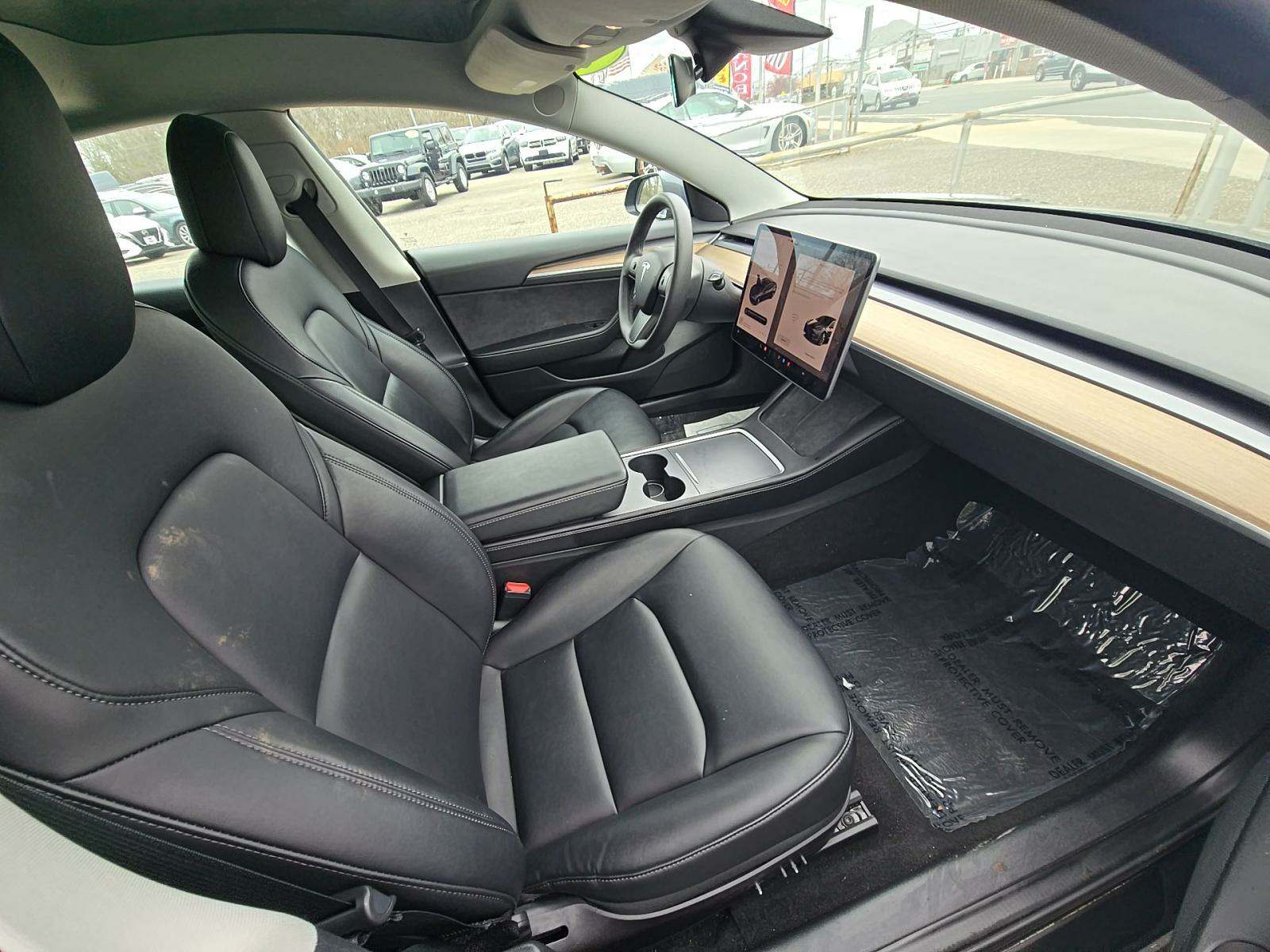 2022 Tesla Model 3 Standard Range RWD