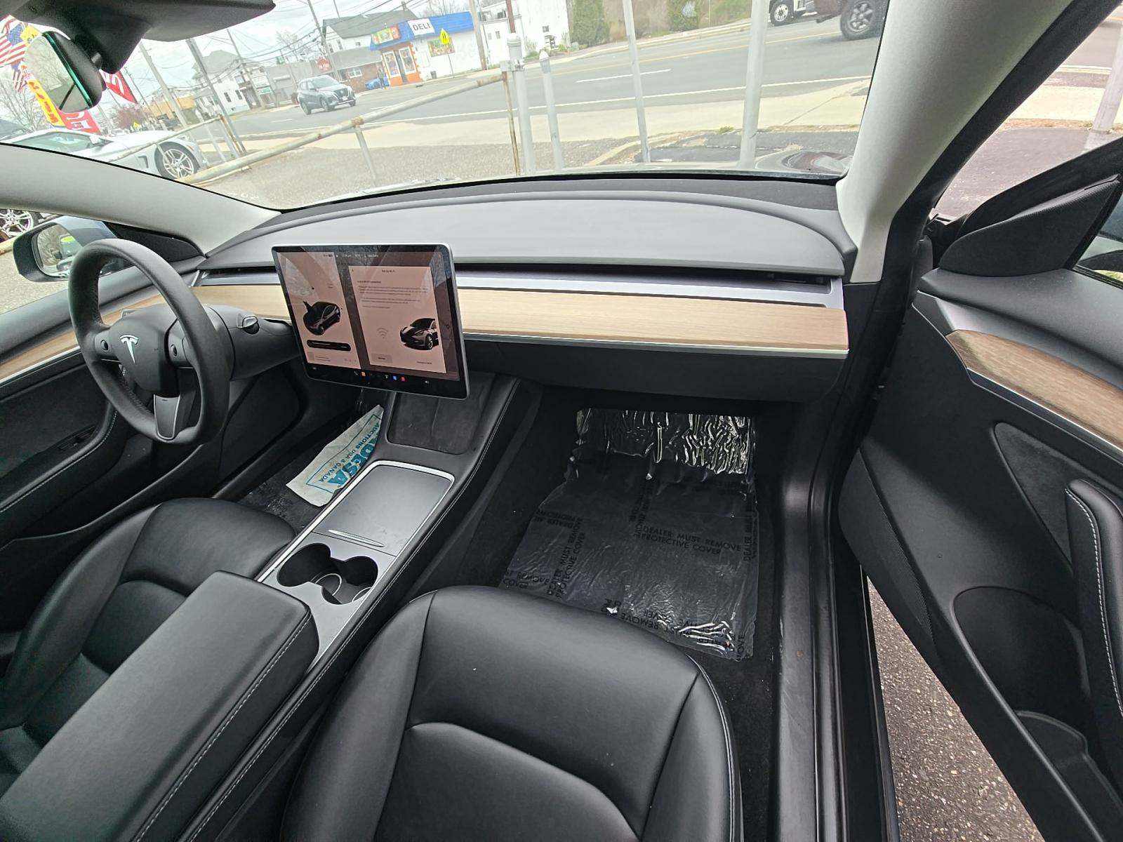 2022 Tesla Model 3 Standard Range RWD