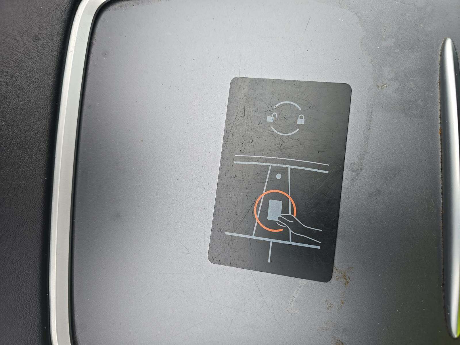 2022 Tesla Model 3 Standard Range RWD