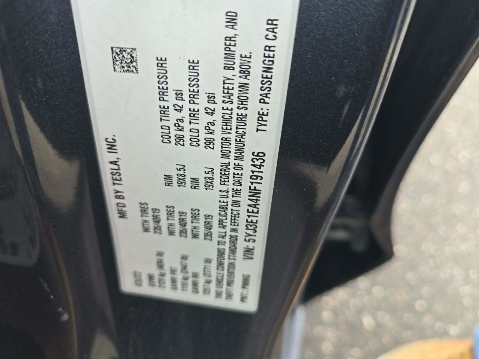 2022 Tesla Model 3 Standard Range RWD