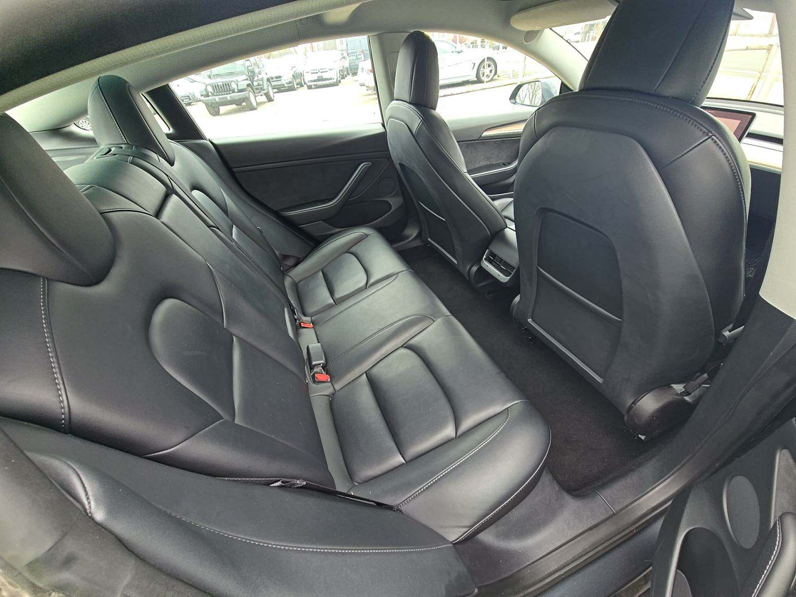 2022 Tesla Model 3 Standard Range RWD