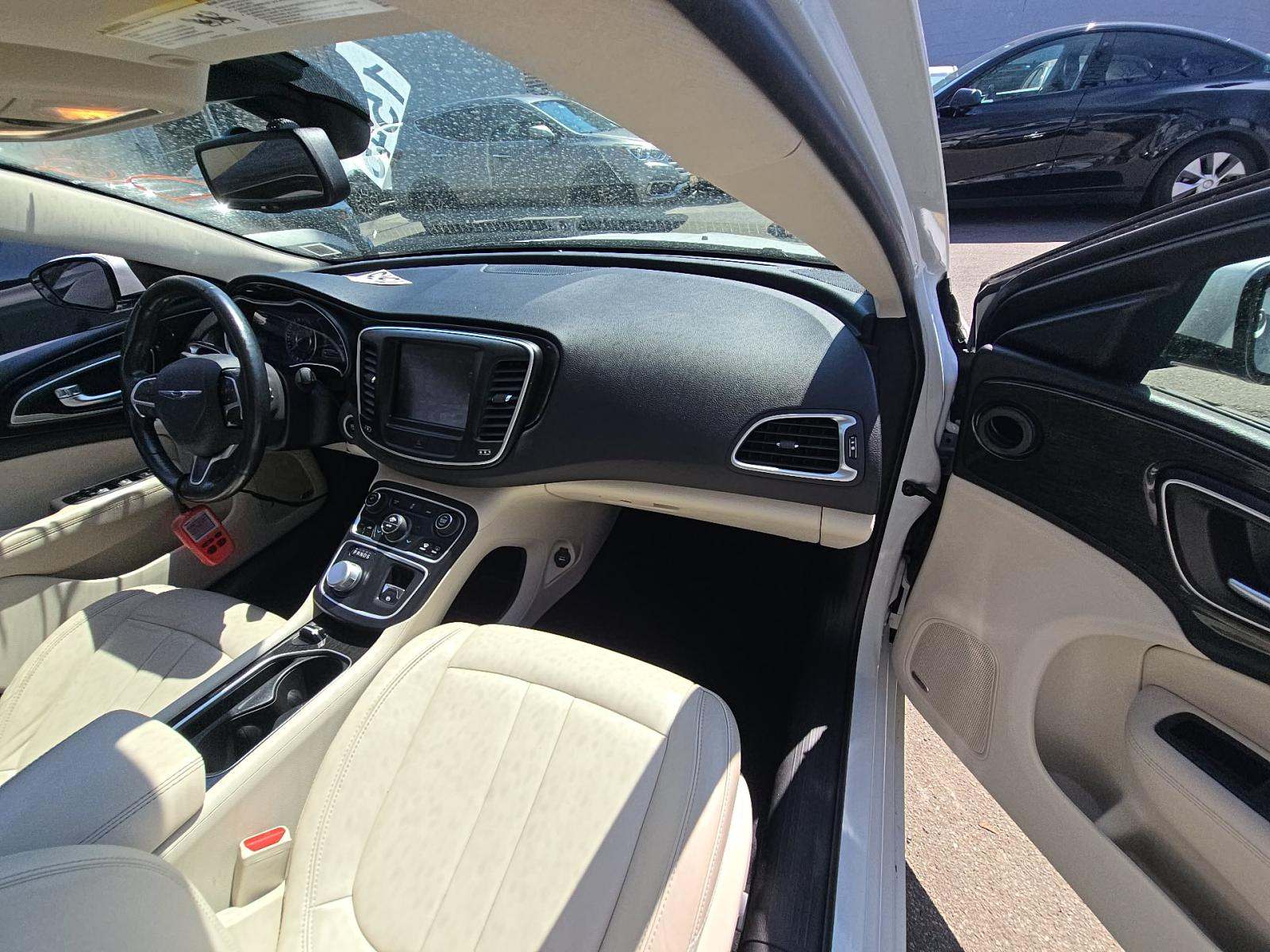 2016 Chrysler 200 C AWD
