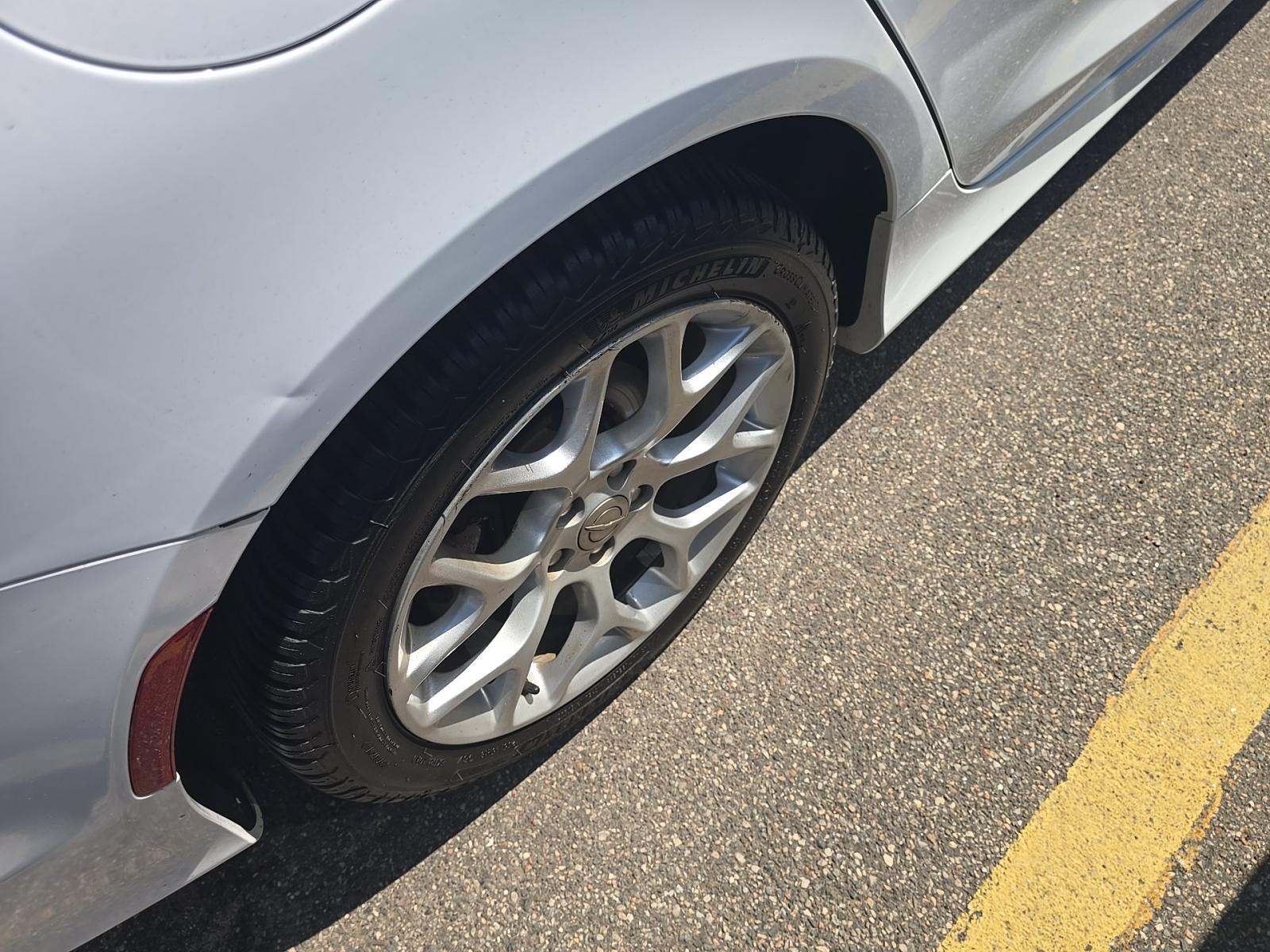2016 Chrysler 200 C AWD
