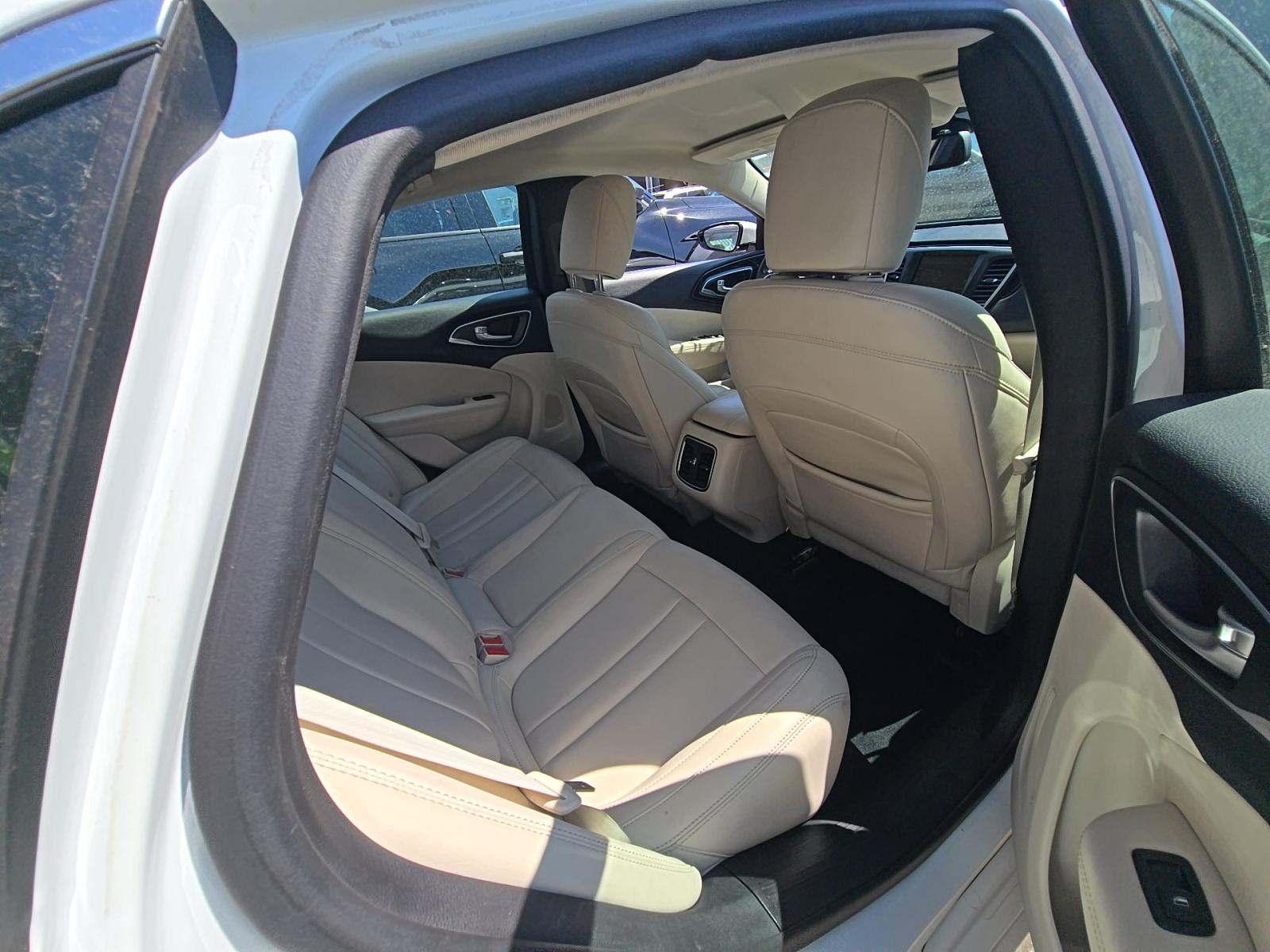 2016 Chrysler 200 C AWD