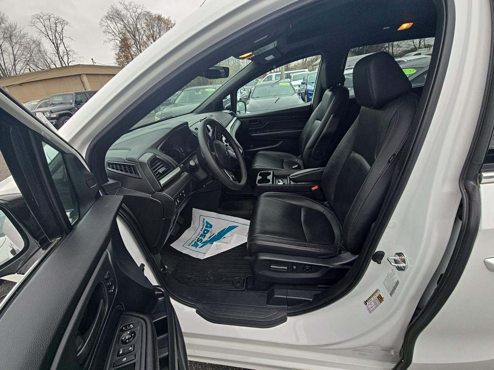 2023 Honda Odyssey Sport FWD