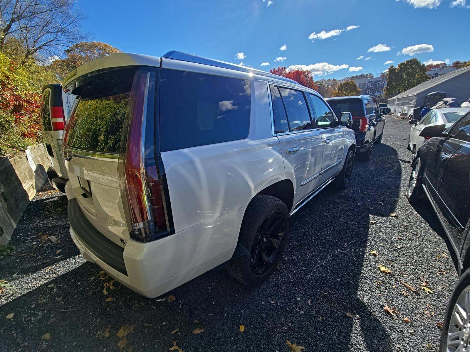 2020 Cadillac Escalade Premium Luxury AWD