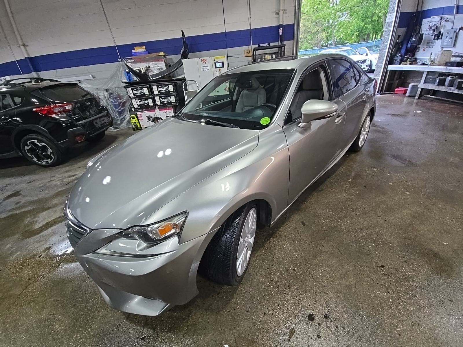 2015 Lexus IS IS 250 RWD