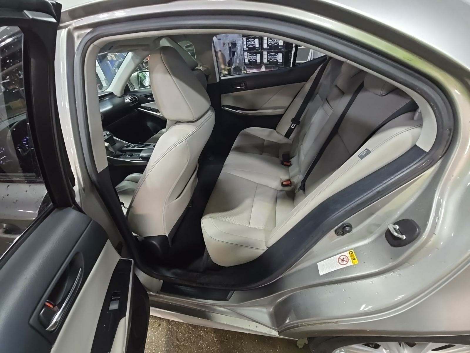 2015 Lexus IS IS 250 RWD